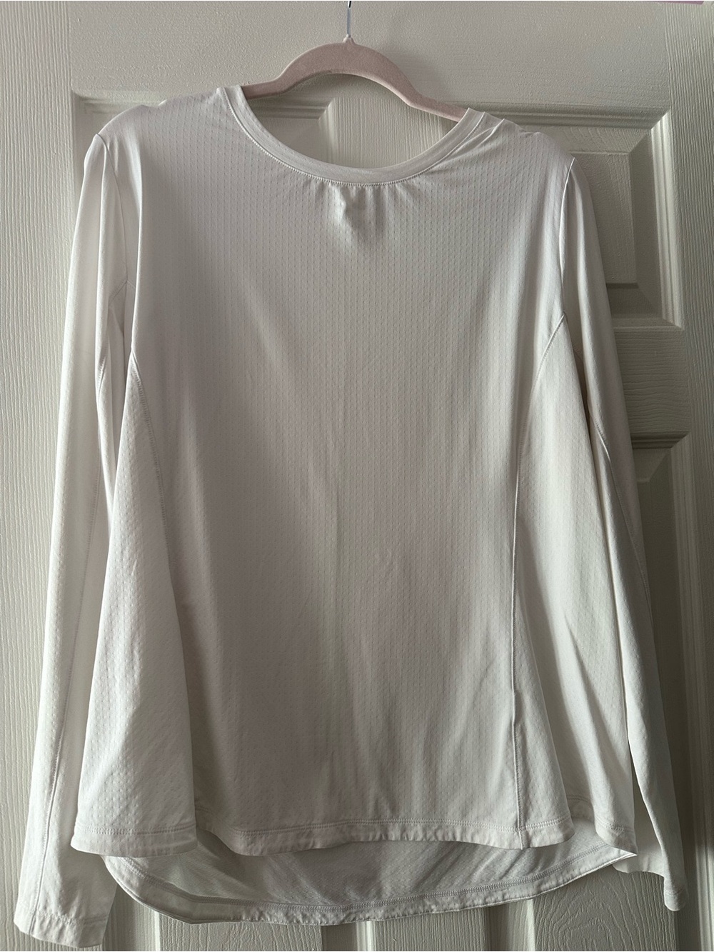 Walter Hagen White Long-Sleeve Crew Neck Top